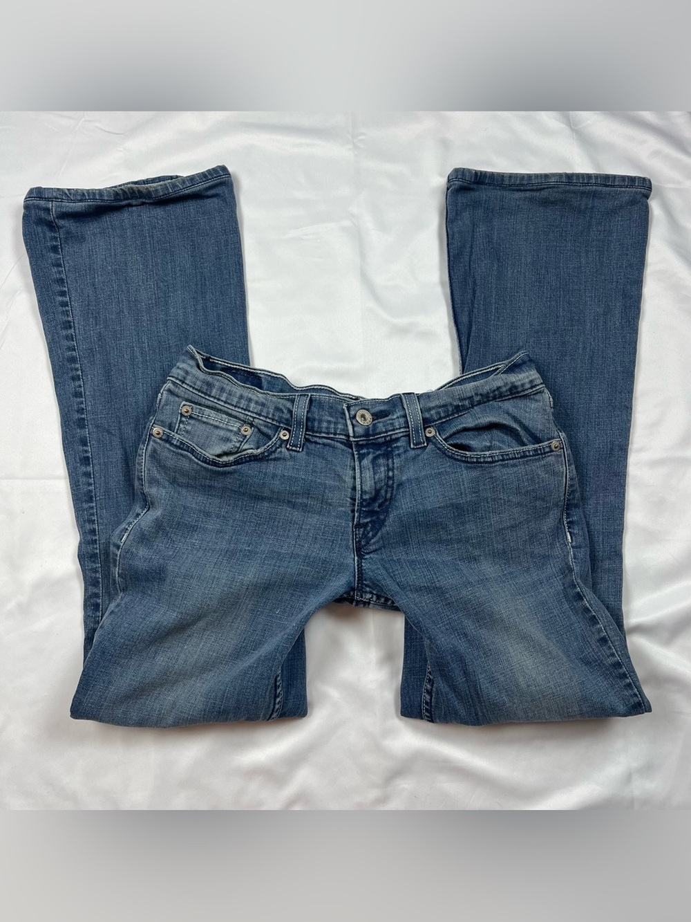 Levis Jeans Womens Dark Blue Denim Jeans 524 Boot Flare Stretch Western Rodeo